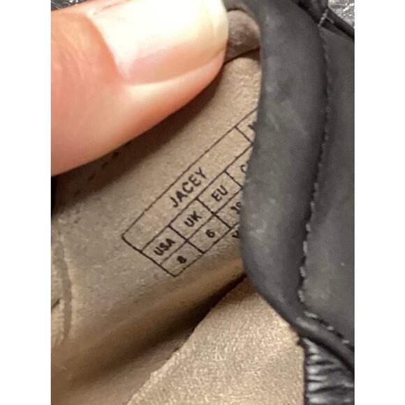 Vionic women's Jacey slip-on black leather wedge shoe size 8 comfort - Picture 7 of 7